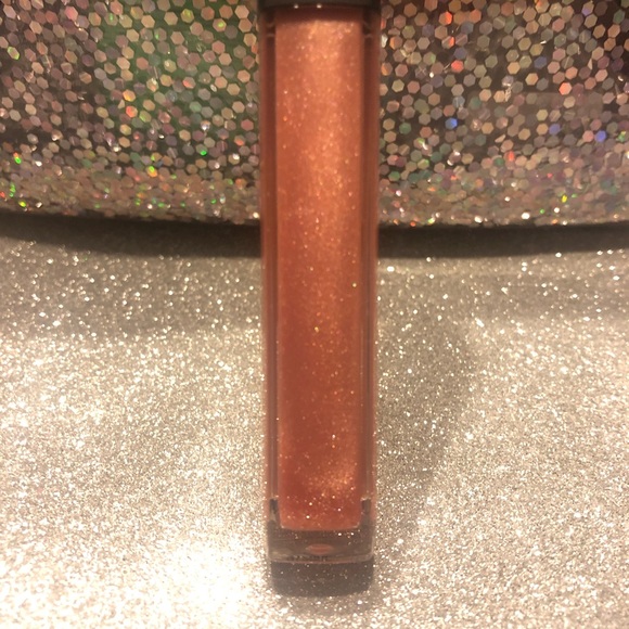 BNIB! NARS Lip Gloss in Sweet Dreams - Picture 2 of 7